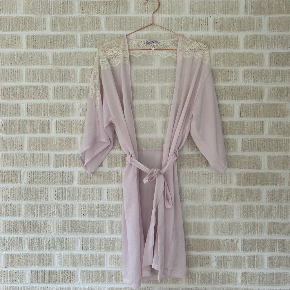 LINEA DONATELLA Lace Trim Sheer Kimono Robe in Light Purple